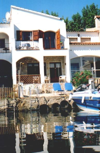 Ampuriabrava Costa Brava Spanien Priv. Ferienhaus m. Bootsliegeplatz am Garten fr bis zu 7 Pers. zu vermieten